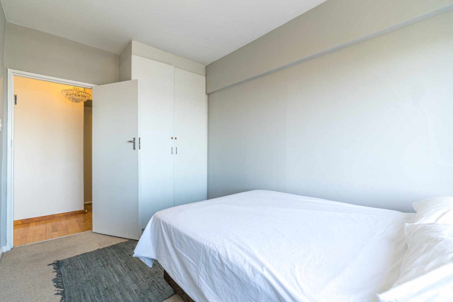 2 Bedroom Property for Sale in Sea Point Western Cape